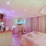 Bali Jacuzzi Balneo Cinema Apartament Hyères