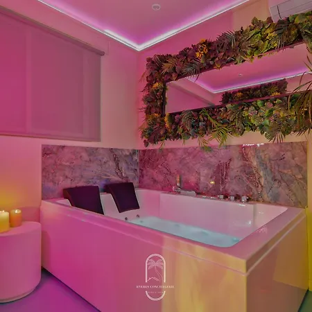 아파트 Bali Jacuzzi Balneo Cinema